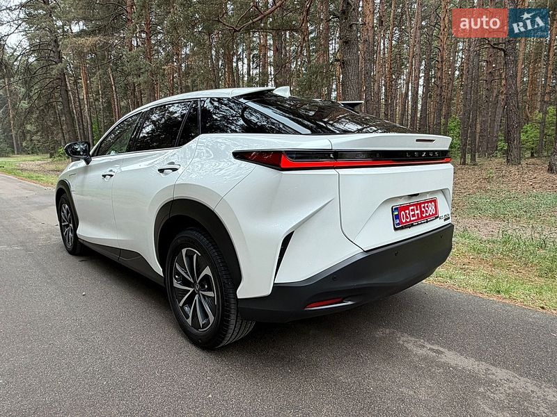 Внедорожник / Кроссовер Lexus RZ 2024 в Киеве