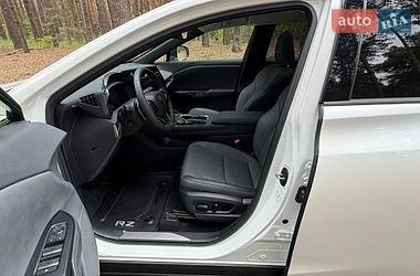 Внедорожник / Кроссовер Lexus RZ 2024 в Киеве