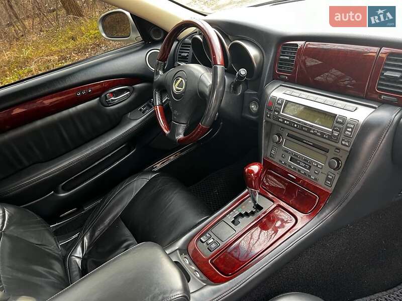 Кабриолет Lexus SC 2002 в Киеве фото 18 Кабриолет Lexus SC 2002 в Киеве