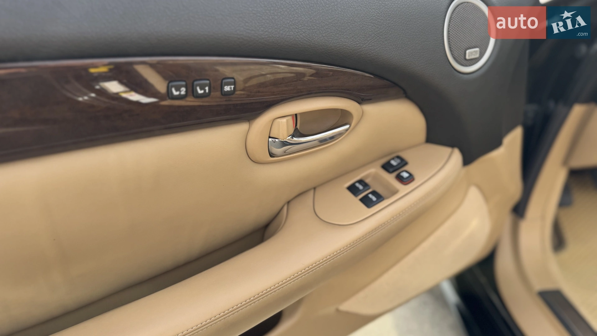2010 Lexus SC - мініатюра 27