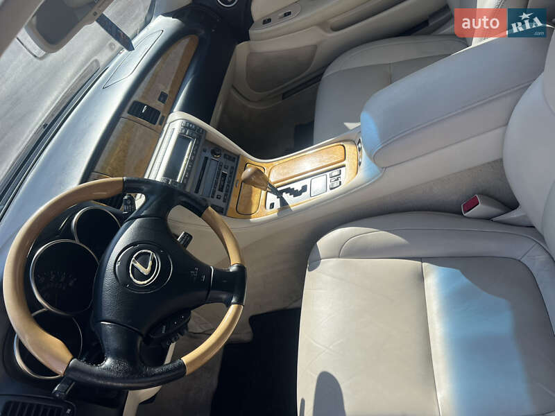 Кабріолет Lexus SC 2004 в Житомирі