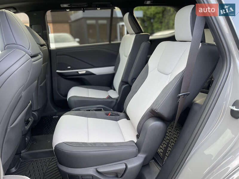 Внедорожник / Кроссовер Lexus TX 2024 в Киеве