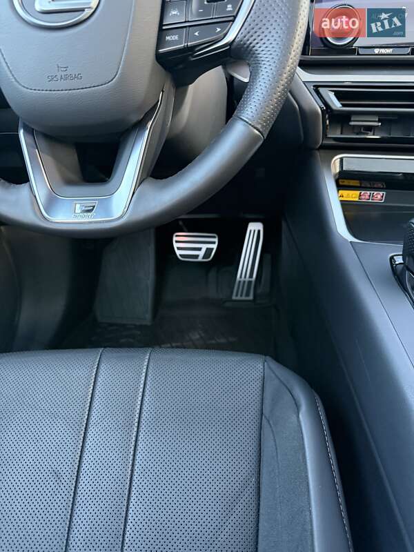 Позашляховик / Кросовер Lexus TX 2024 в Львові фото 12 Позашляховик / Кросовер Lexus TX 2024 в Львові