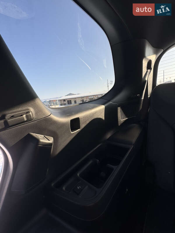 Внедорожник / Кроссовер Lexus TX 2024 в Житомире