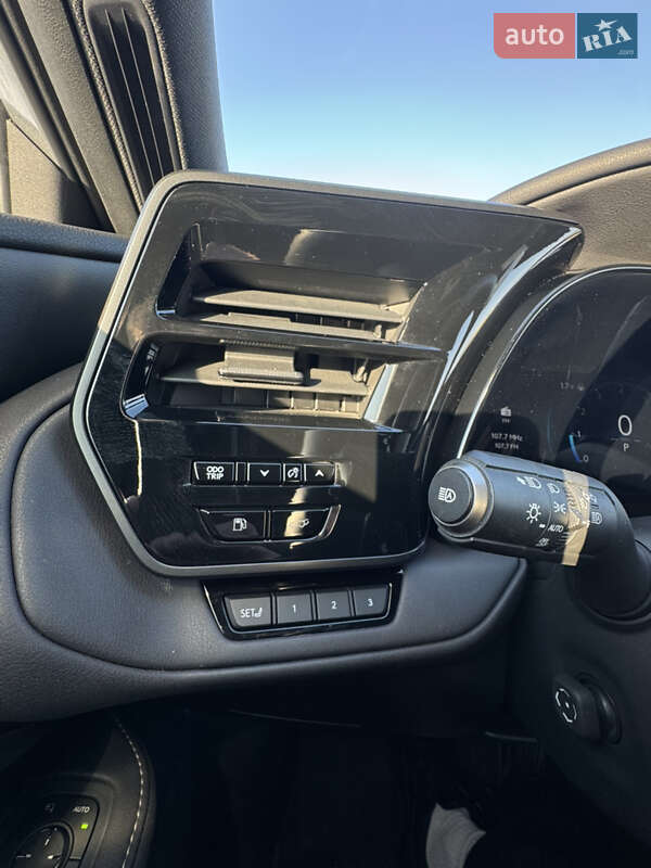 Внедорожник / Кроссовер Lexus TX 2024 в Житомире