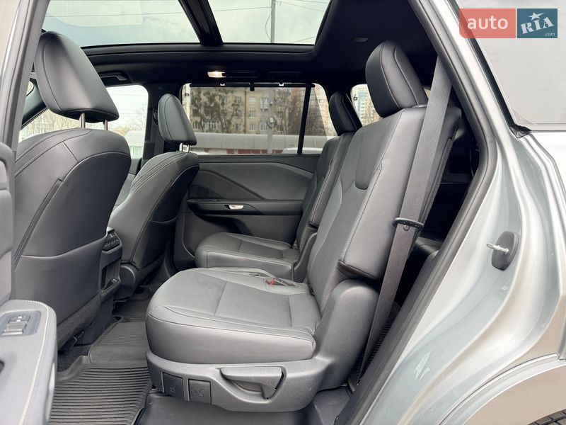 Позашляховик / Кросовер Lexus TX 2024 в Києві