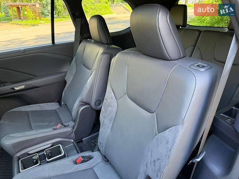 Внедорожник / Кроссовер Lexus TX 2024 в Киеве