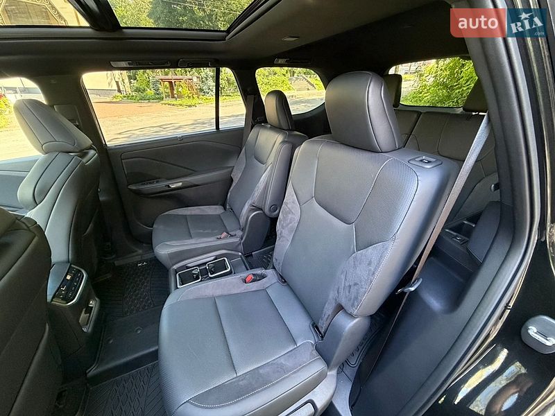 Внедорожник / Кроссовер Lexus TX 2024 в Киеве