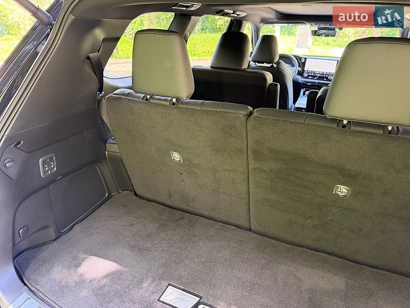 Внедорожник / Кроссовер Lexus TX 2024 в Киеве