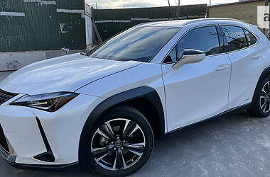 Внедорожник / Кроссовер Lexus UX 2020 в Киеве