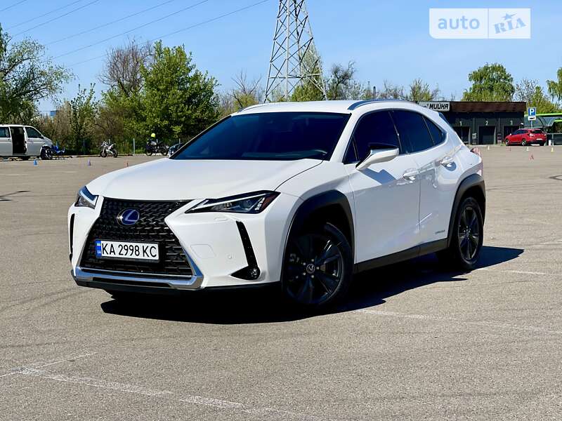 AUTO.RIA – Продам Лексус ЮИкс 2019 (KA2998KC) гибрид 2.0 внедорожник ...
