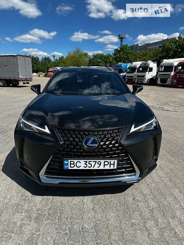 Внедорожник / Кроссовер Lexus UX 2020 в Львове