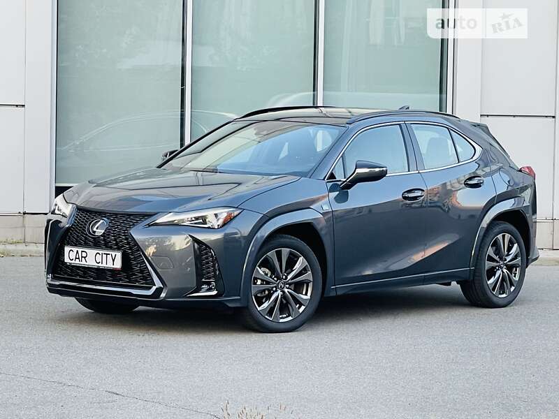 Lexus UX 2022