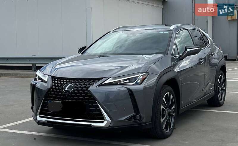 Позашляховик / Кросовер Lexus UX 2021 в 