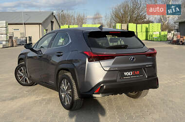 Внедорожник / Кроссовер Lexus UX 2020 в 
