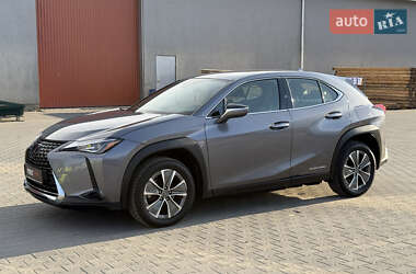 Внедорожник / Кроссовер Lexus UX 2020 в 