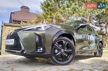 Внедорожник / Кроссовер Lexus UX 2023 в 
