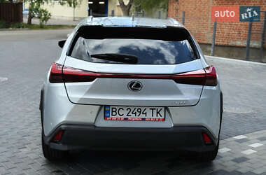 Внедорожник / Кроссовер Lexus UX 2020 в 