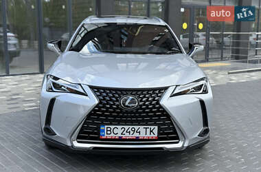 Внедорожник / Кроссовер Lexus UX 2020 в 