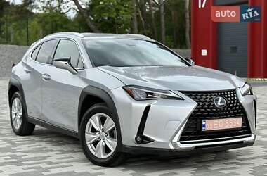 Внедорожник / Кроссовер Lexus UX 2020 в 