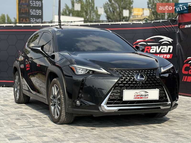 Lexus UX 2020