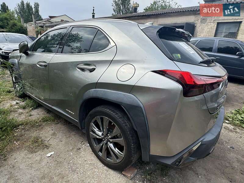 Позашляховик / Кросовер Lexus UX 2018 в Одесі фото 7 Позашляховик / Кросовер Lexus UX 2018 в Одесі