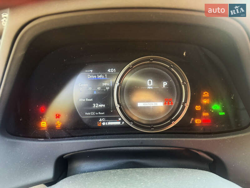 Позашляховик / Кросовер Lexus UX 2018 в Одесі фото 28 Позашляховик / Кросовер Lexus UX 2018 в Одесі