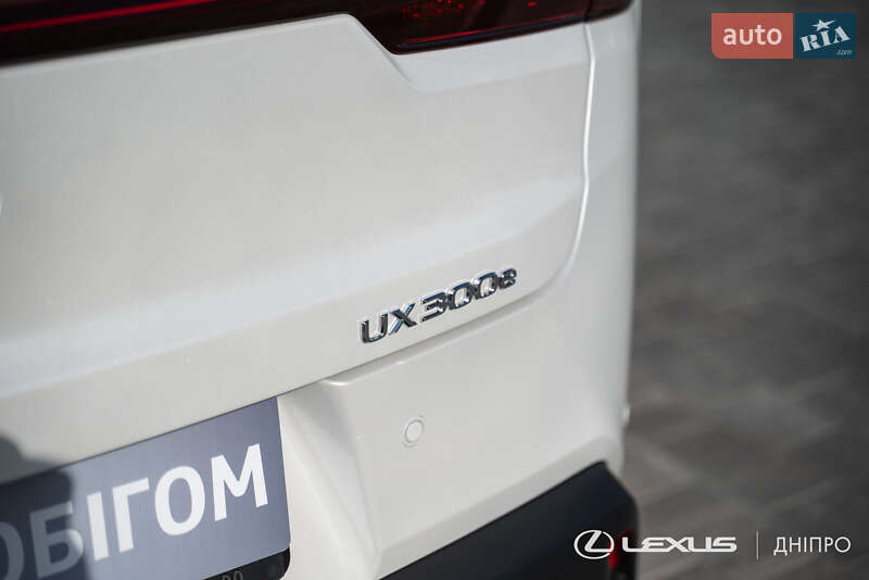 Внедорожник / Кроссовер Lexus UX 2023 в Днепре