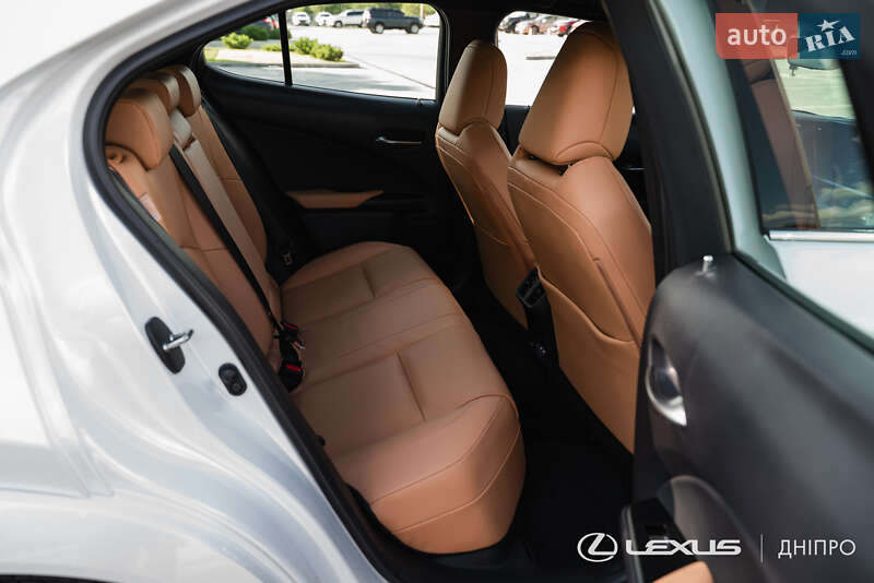 Внедорожник / Кроссовер Lexus UX 2023 в Днепре