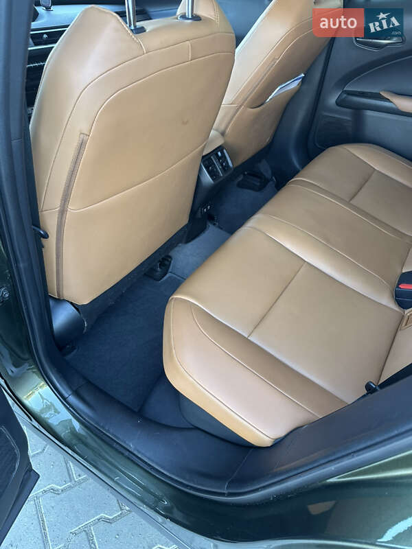 Внедорожник / Кроссовер Lexus UX 2020 в Подольске фото 15 Внедорожник / Кроссовер Lexus UX 2020 в Подольске