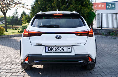 Внедорожник / Кроссовер Lexus UX 2019 в Ровно