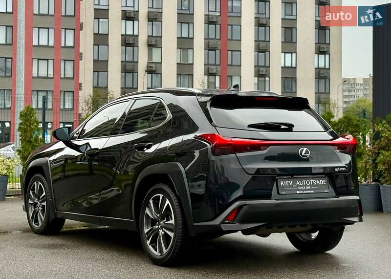 Позашляховик / Кросовер Lexus UX 2020 в Києві фото 10 Позашляховик / Кросовер Lexus UX 2020 в Києві