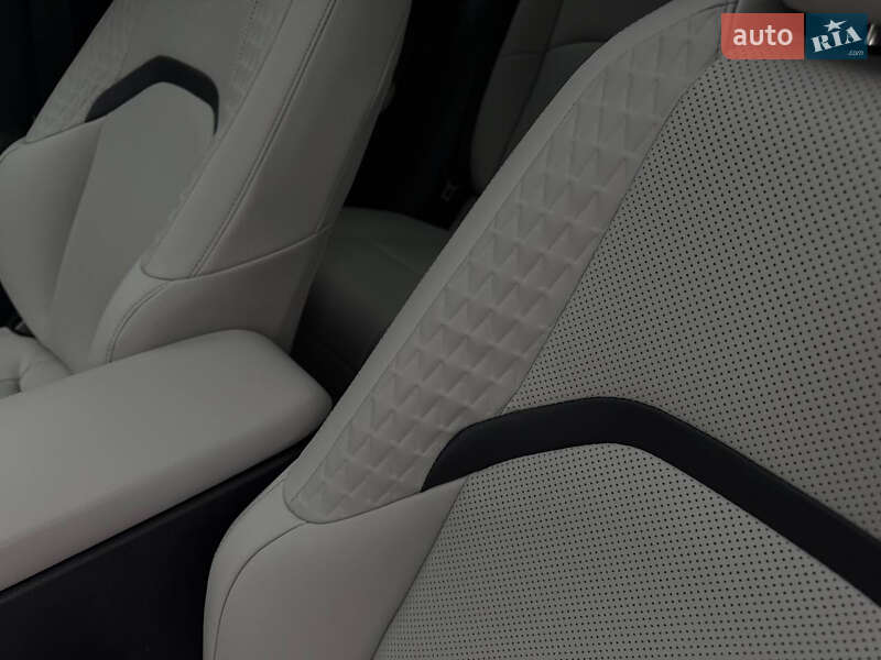 Позашляховик / Кросовер Lexus UX 2020 в Києві фото 35 Позашляховик / Кросовер Lexus UX 2020 в Києві