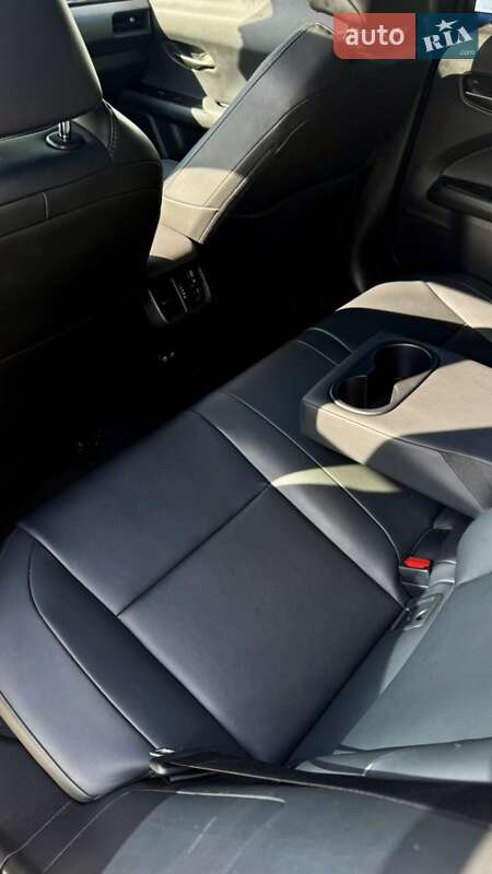 Внедорожник / Кроссовер Lexus UX 2019 в Киеве