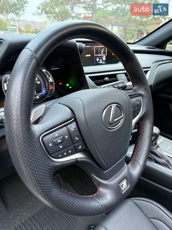 Внедорожник / Кроссовер Lexus UX 2020 в Днепре фото 13 Внедорожник / Кроссовер Lexus UX 2020 в Днепре