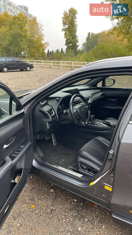 Внедорожник / Кроссовер Lexus UX 2018 в Черкассах фото 5 Внедорожник / Кроссовер Lexus UX 2018 в Черкассах