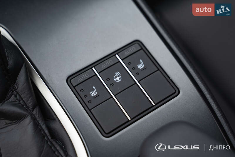 Позашляховик / Кросовер Lexus UX 2023 в Дніпрі фото 28 Позашляховик / Кросовер Lexus UX 2023 в Дніпрі
