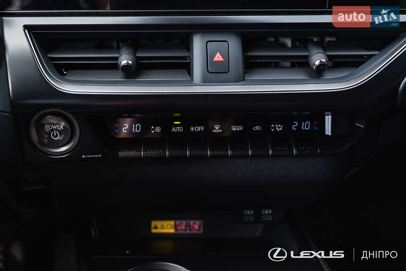 Позашляховик / Кросовер Lexus UX 2023 в Дніпрі фото 25 Позашляховик / Кросовер Lexus UX 2023 в Дніпрі