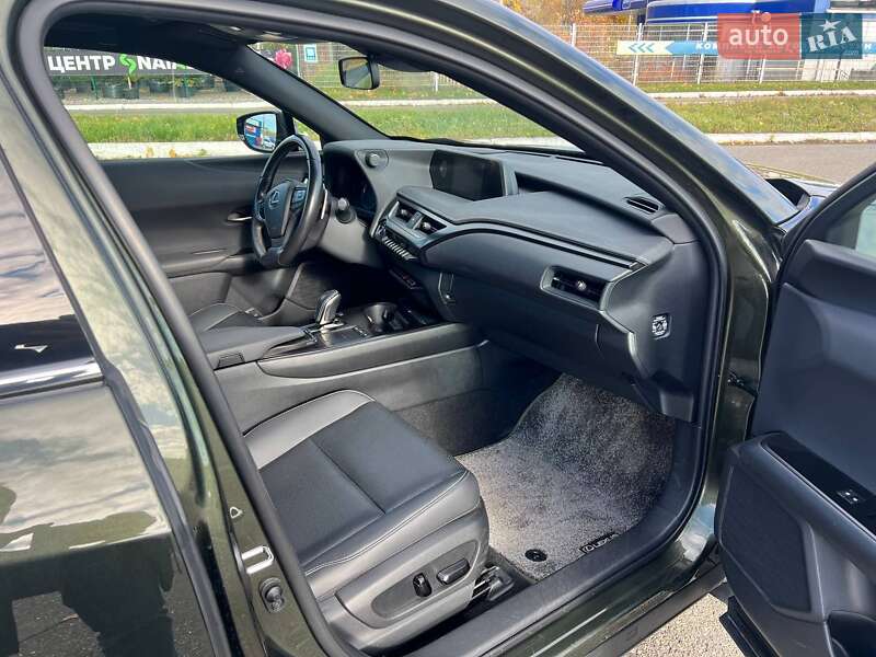 Позашляховик / Кросовер Lexus UX 2021 в Києві фото 11 Позашляховик / Кросовер Lexus UX 2021 в Києві