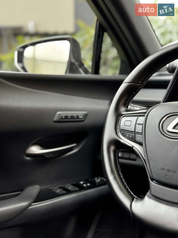 Внедорожник / Кроссовер Lexus UX 2019 в Тернополе фото 15 Внедорожник / Кроссовер Lexus UX 2019 в Тернополе