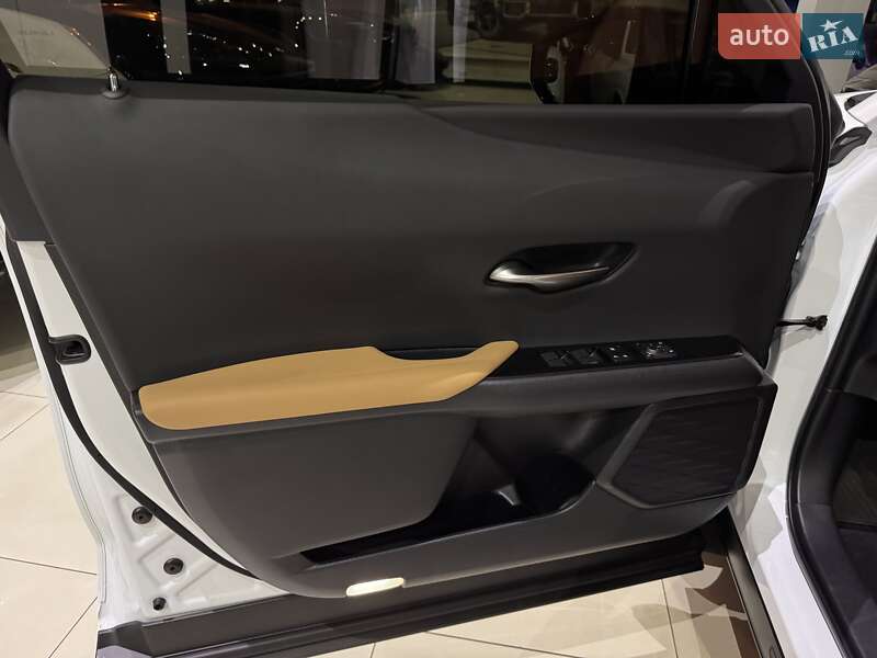 Внедорожник / Кроссовер Lexus UX 2023 в Одессе