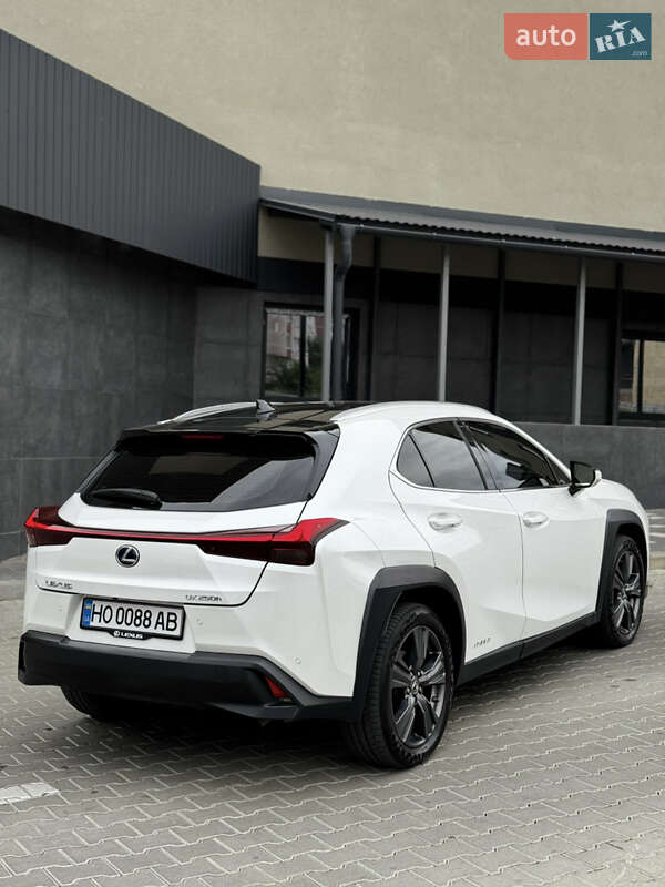 Внедорожник / Кроссовер Lexus UX 2019 в Тернополе фото 4 Внедорожник / Кроссовер Lexus UX 2019 в Тернополе