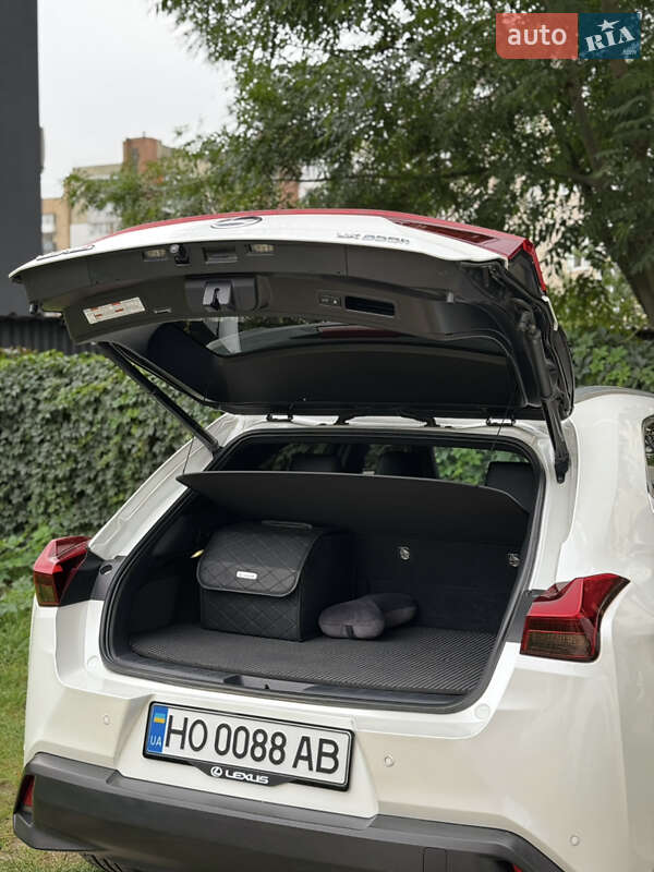 Внедорожник / Кроссовер Lexus UX 2019 в Тернополе фото 18 Внедорожник / Кроссовер Lexus UX 2019 в Тернополе