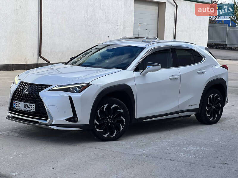 Позашляховик / Кросовер Lexus UX 2022 в Вінниці