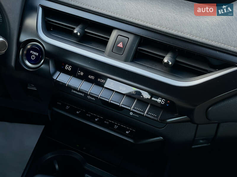 Позашляховик / Кросовер Lexus UX 2022 в Львові