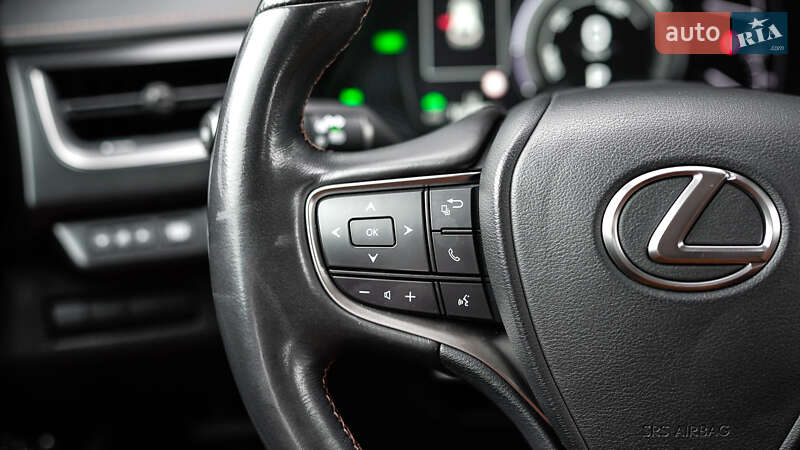 Позашляховик / Кросовер Lexus UX 2019 в Львові фото 20 Позашляховик / Кросовер Lexus UX 2019 в Львові