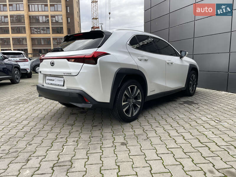 Внедорожник / Кроссовер Lexus UX 2020 в Одессе