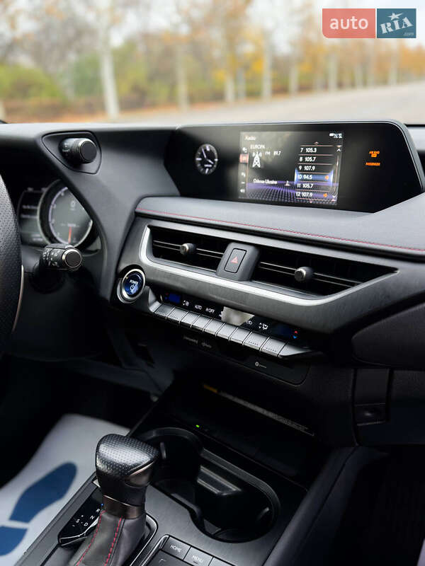 Внедорожник / Кроссовер Lexus UX 2021 в Одессе фото 13 Внедорожник / Кроссовер Lexus UX 2021 в Одессе