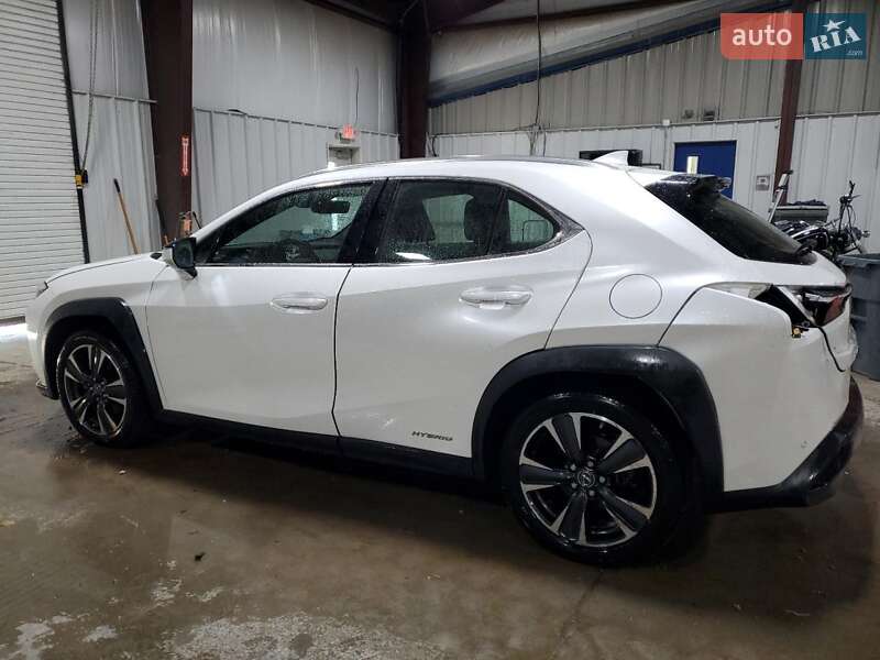 Внедорожник / Кроссовер Lexus UX 2020 в Киеве