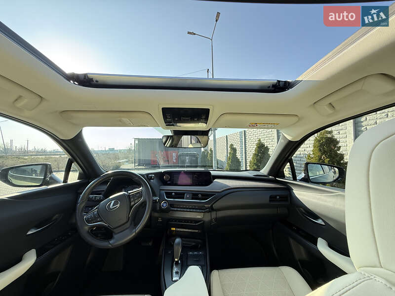 Внедорожник / Кроссовер Lexus UX 2021 в Днепре